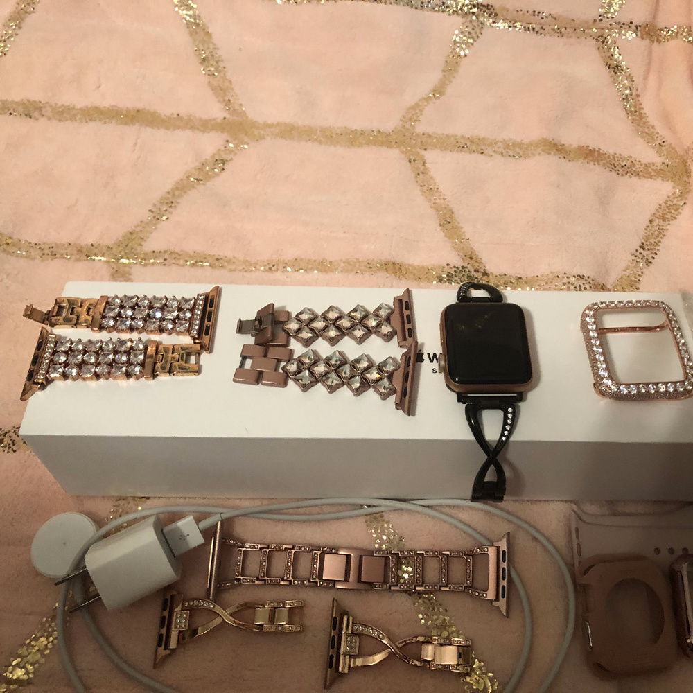 APPLE WATCH SERIES 3 ROSE GOLD